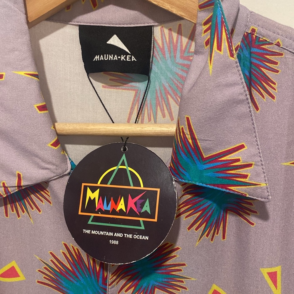 Mauna Kea Mens Hawaiian Button Down menโs luau shirt - Picture 3 of 7